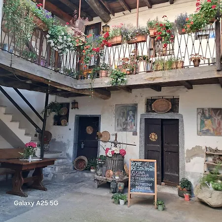 La Stanza Del Bosco Rum i privatbostad Arcumeggia